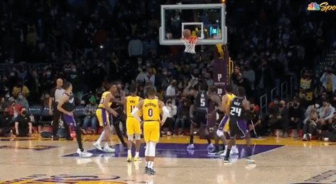 1641370372509033569.gif 1.gif